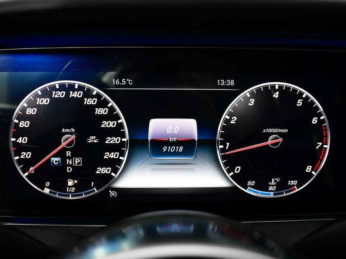 Mercedes-Benz E-Класс с пробегом — 2019 год. Фото: #10