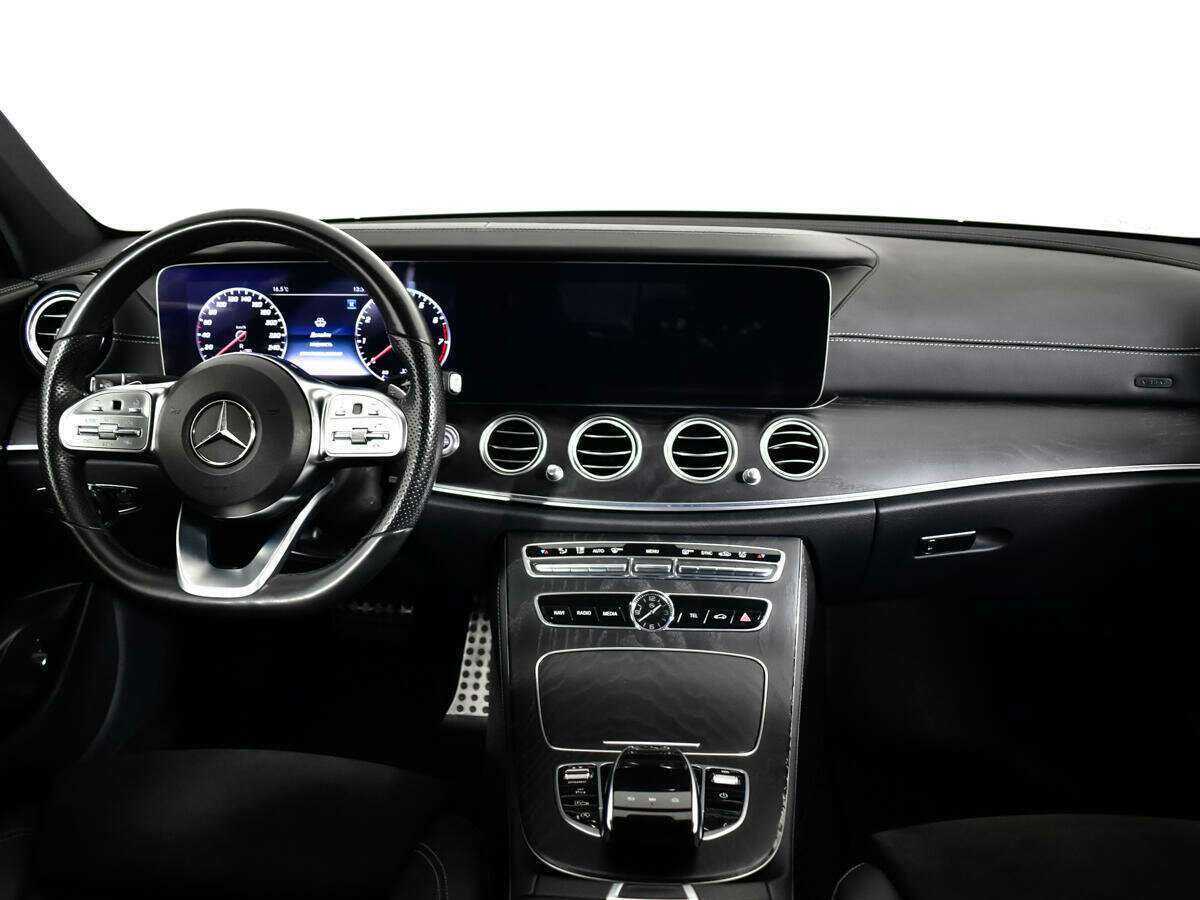 Mercedes-Benz E-Класс с пробегом — 2019 год. Фото: #11