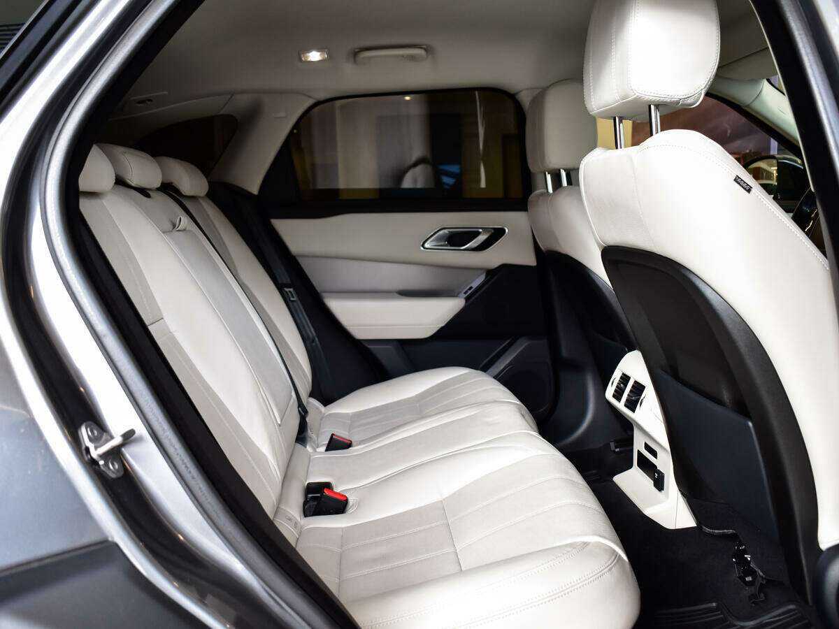 Land Rover Range Rover Velar с пробегом — 2017 год. Фото: #8