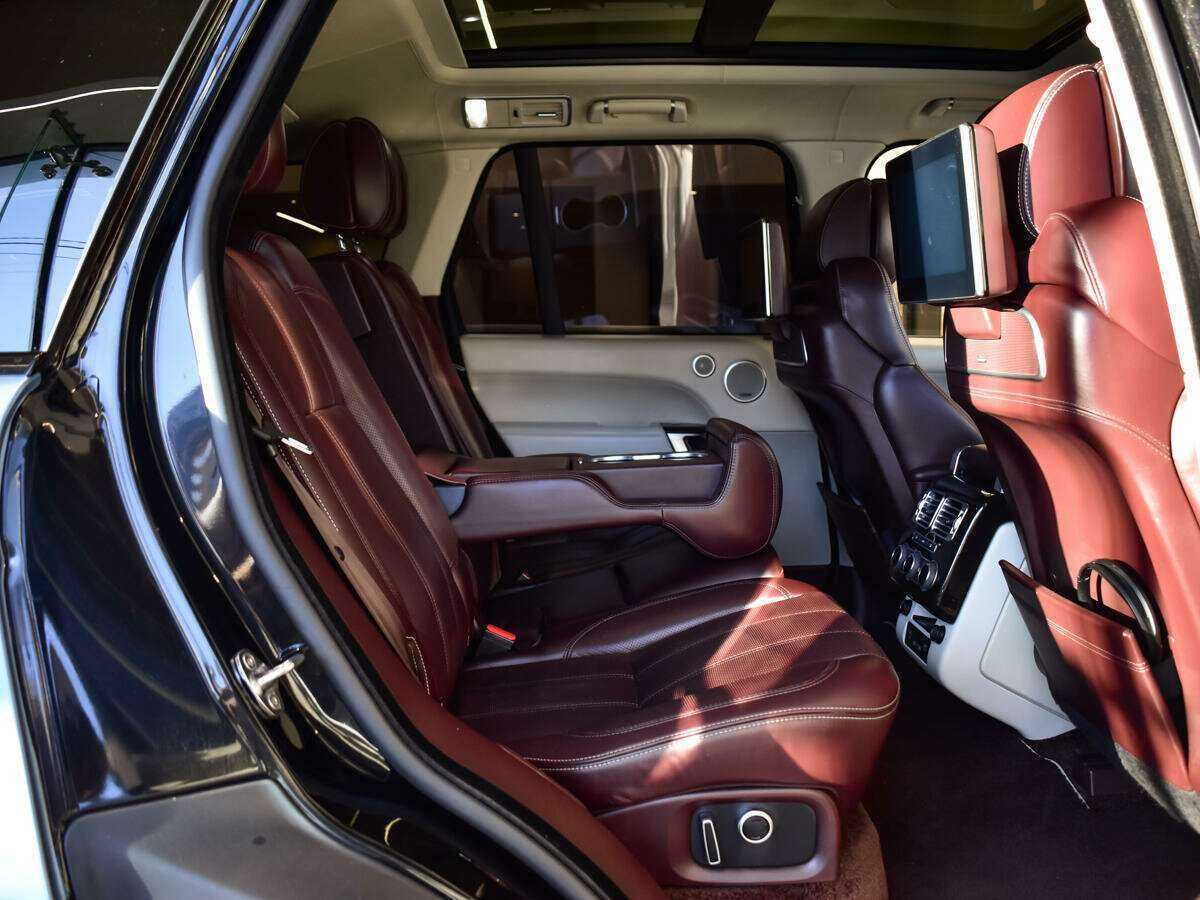 Land Rover Range Rover с пробегом — 2017 год. Фото: #7