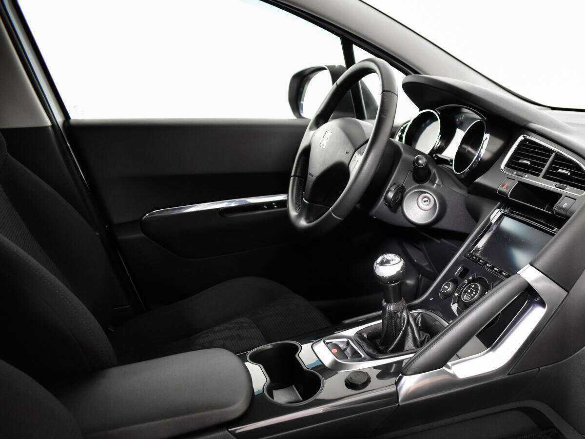 Peugeot 3008 с пробегом — 2012 год. Фото: #8