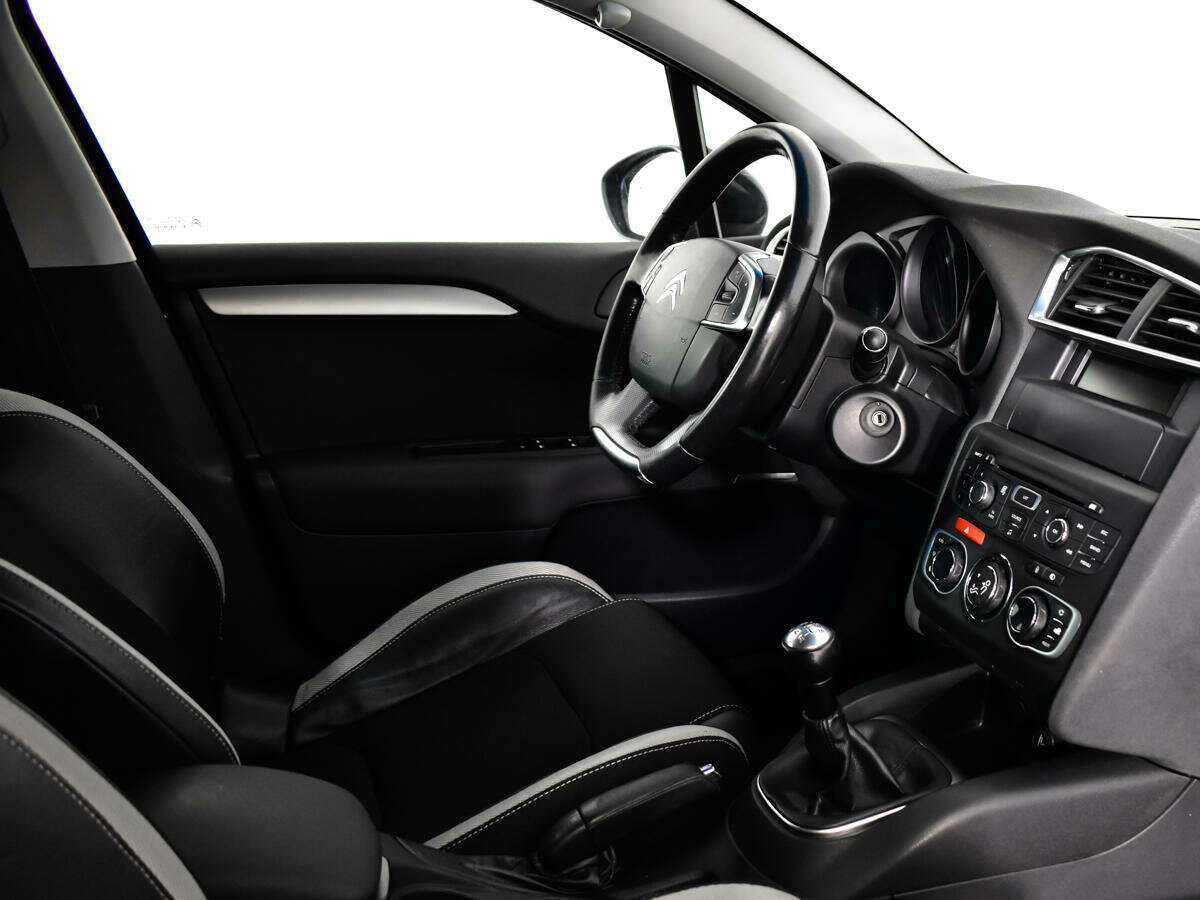 Citroen C4 с пробегом — 2012 год. Фото: #8