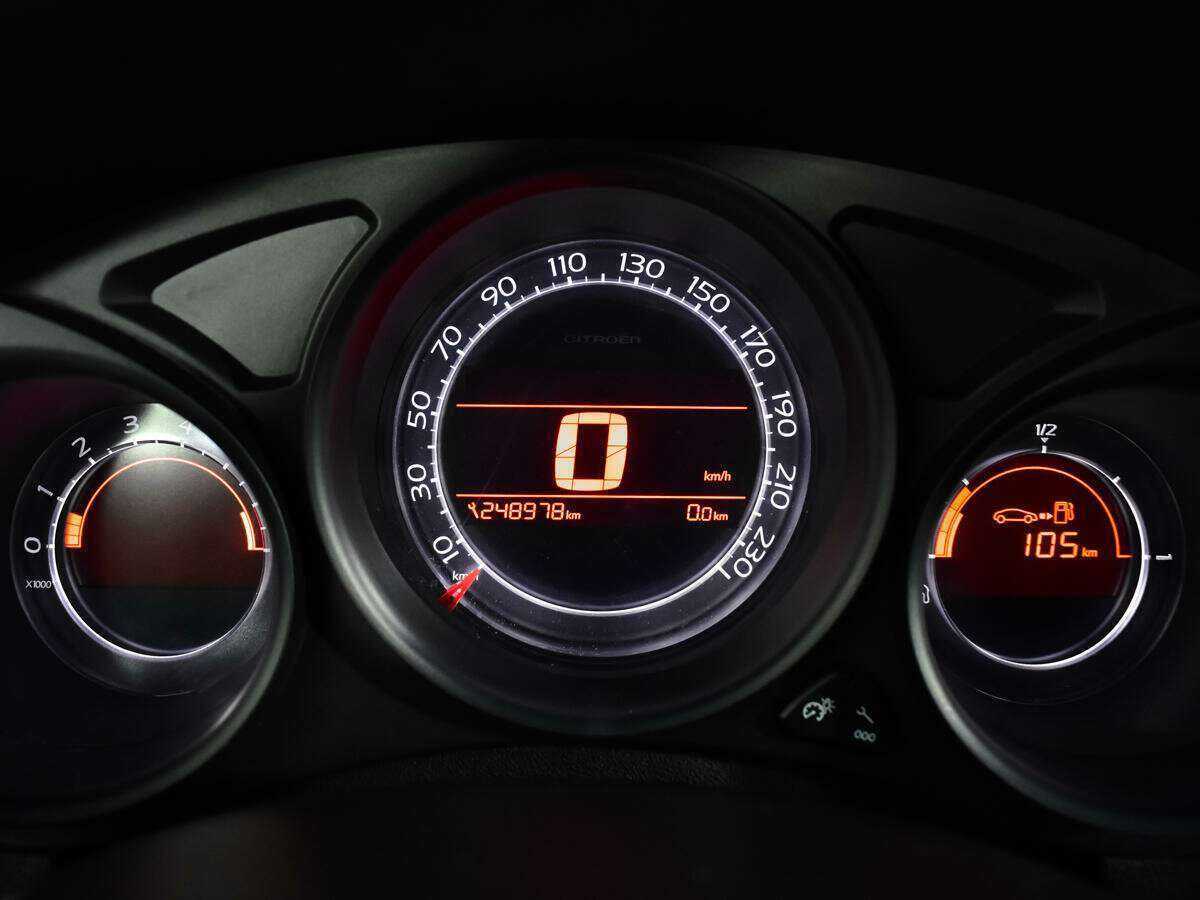 Citroen C4 с пробегом — 2012 год. Фото: #10