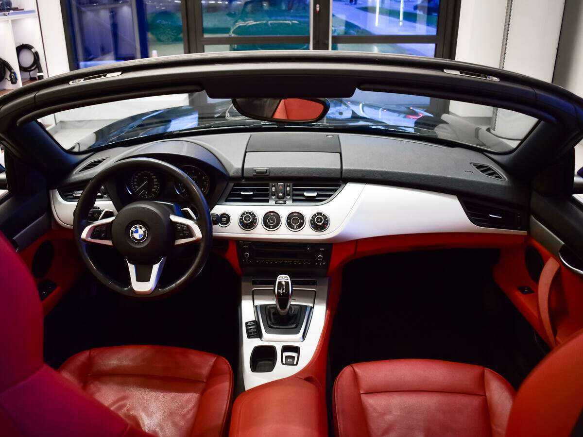 BMW Z4 с пробегом — 2012 год. Фото: #16