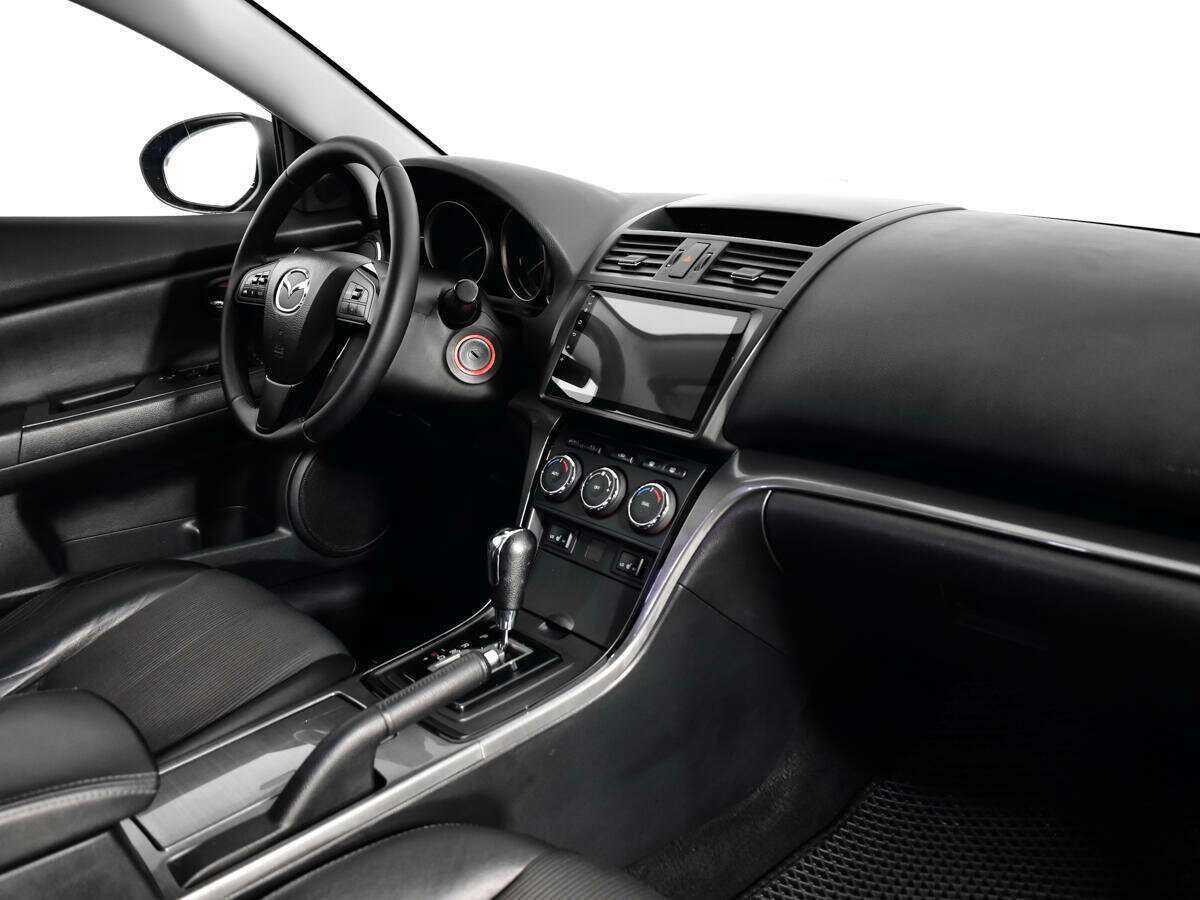 Mazda 6 с пробегом — 2010 год. Фото: #6