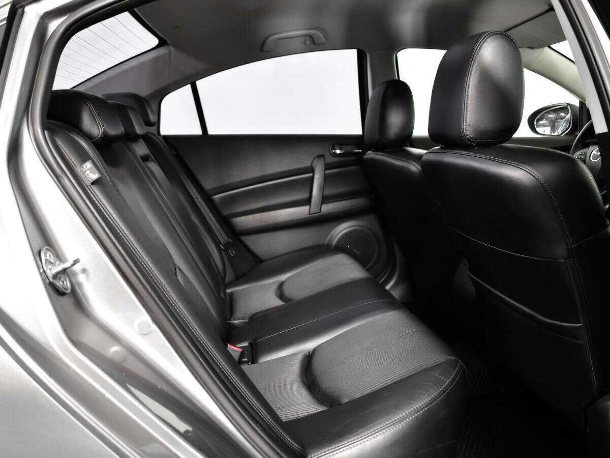 Mazda 6 с пробегом — 2010 год. Фото: #7