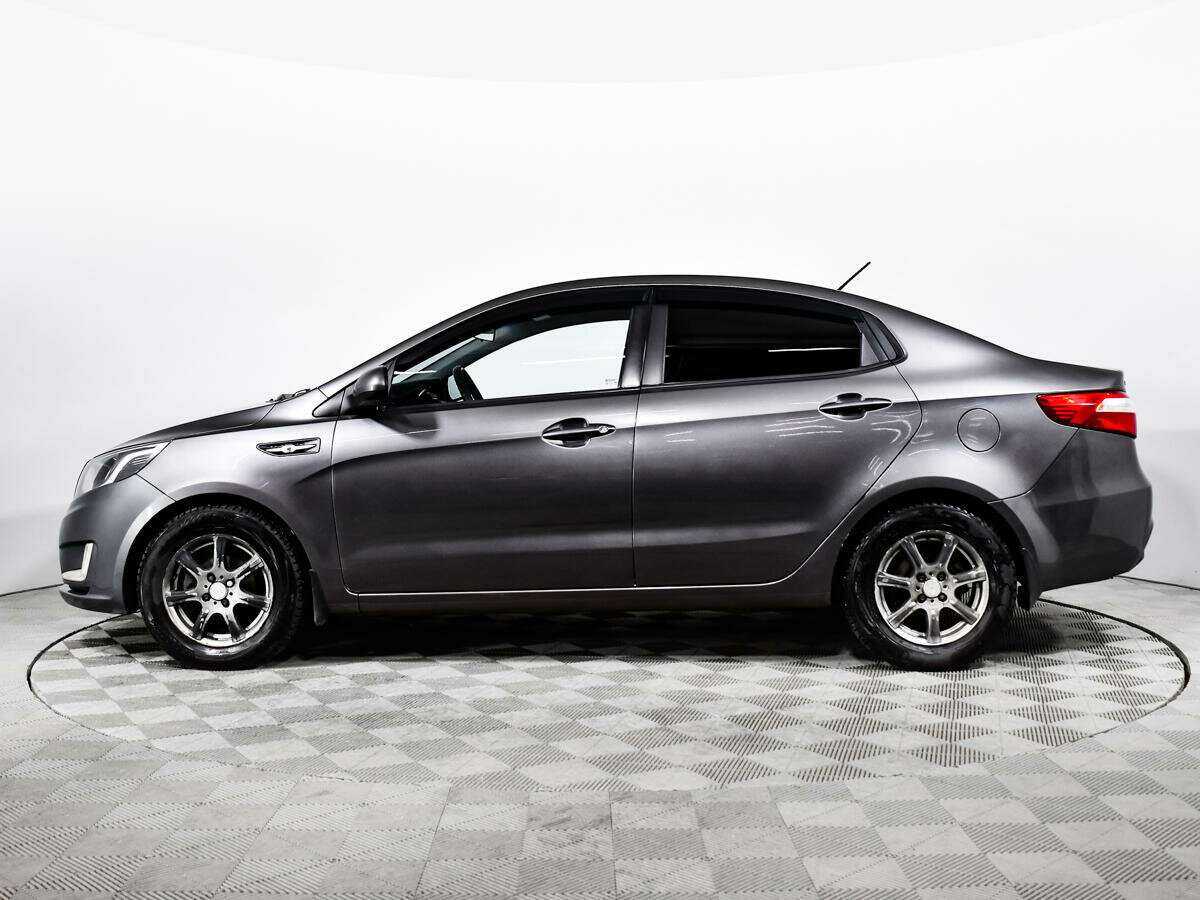 Kia Rio с пробегом — 2011 год. Фото: #7
