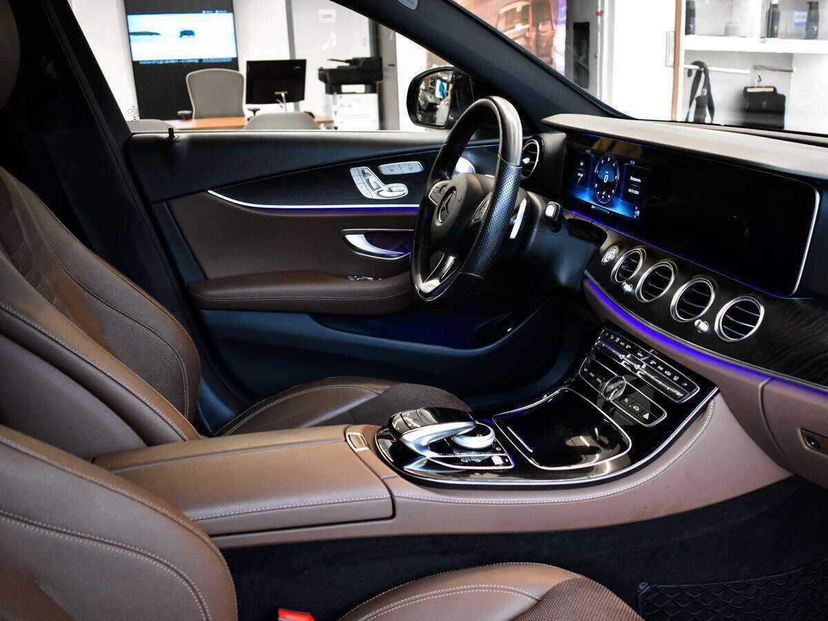 Mercedes-Benz E-Класс с пробегом — 2017 год. Фото: #5