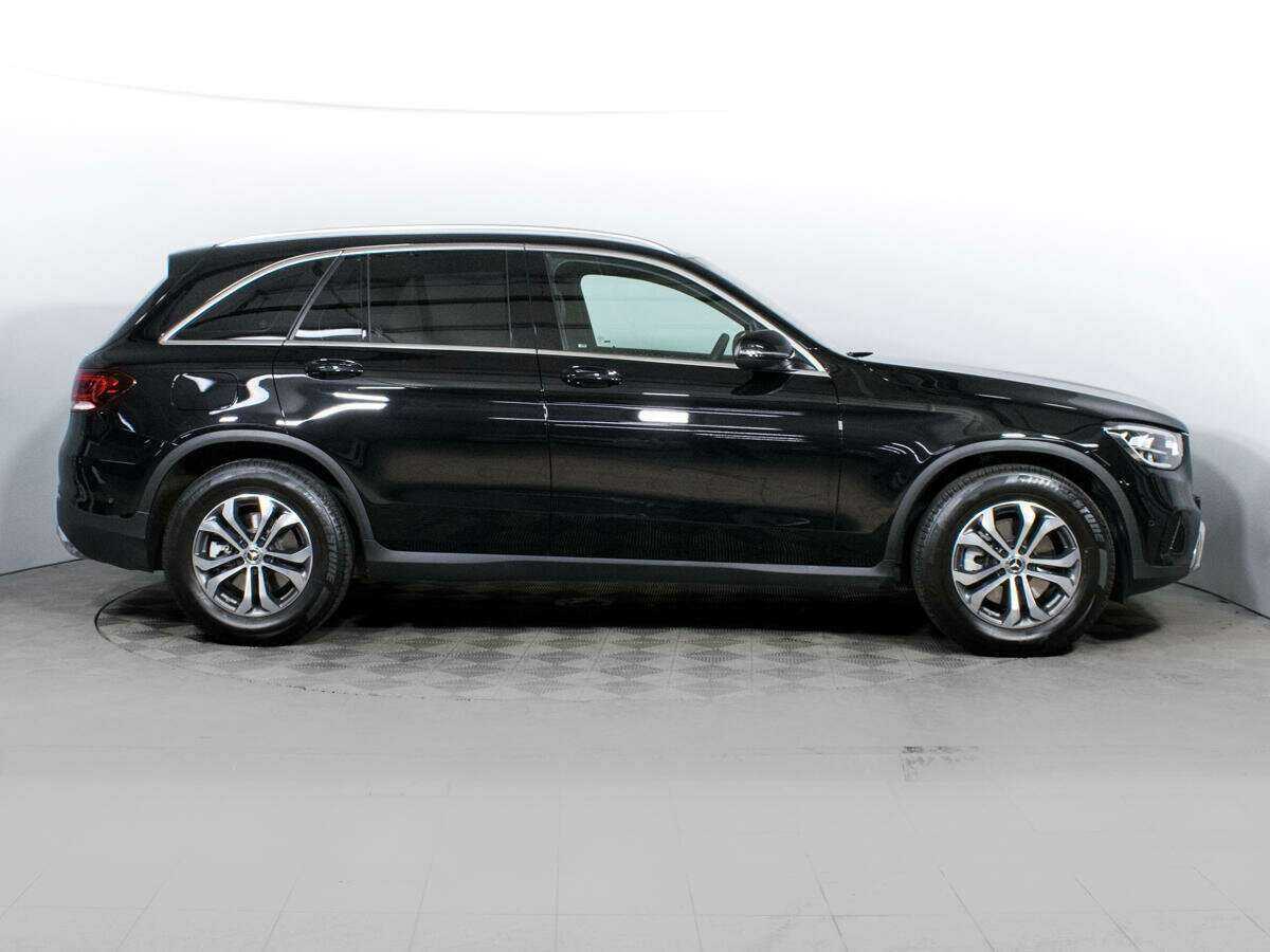 Mercedes-Benz GLC с пробегом — 2022 год. Фото: #3