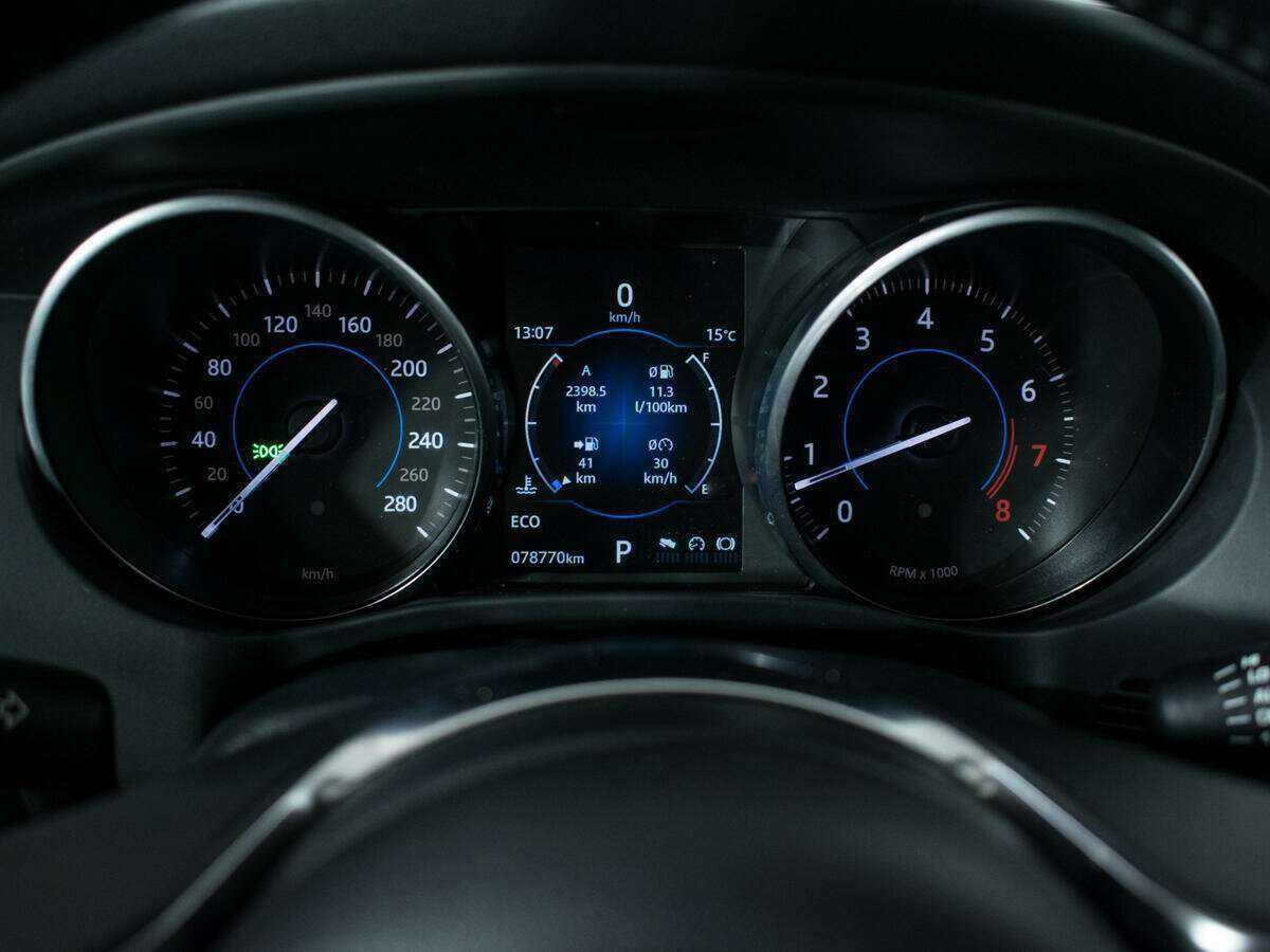 Jaguar F-Pace с пробегом — 2017 год. Фото: #10