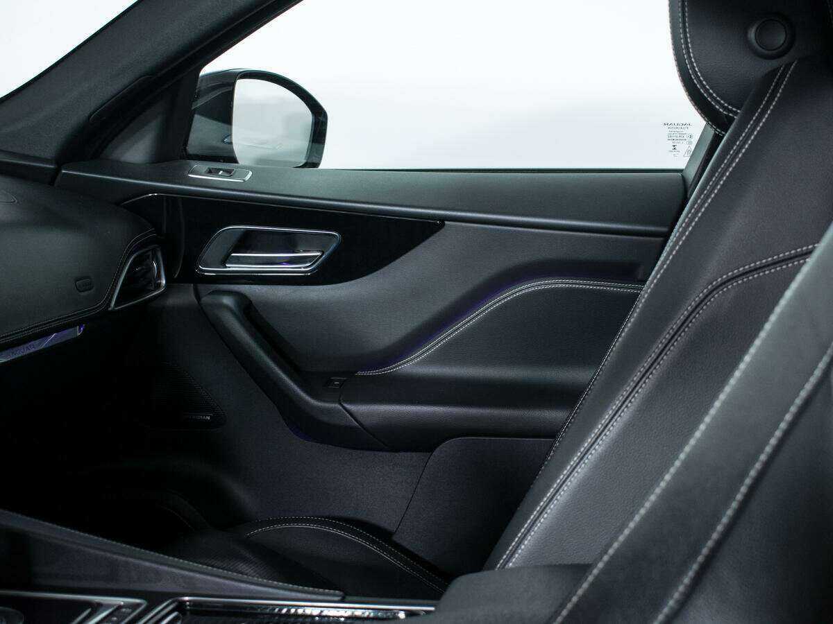 Jaguar F-Pace с пробегом — 2017 год. Фото: #14
