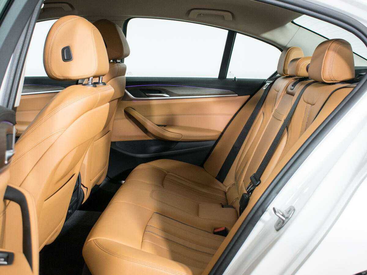BMW 5 серии с пробегом — 2018 год. Фото: #9