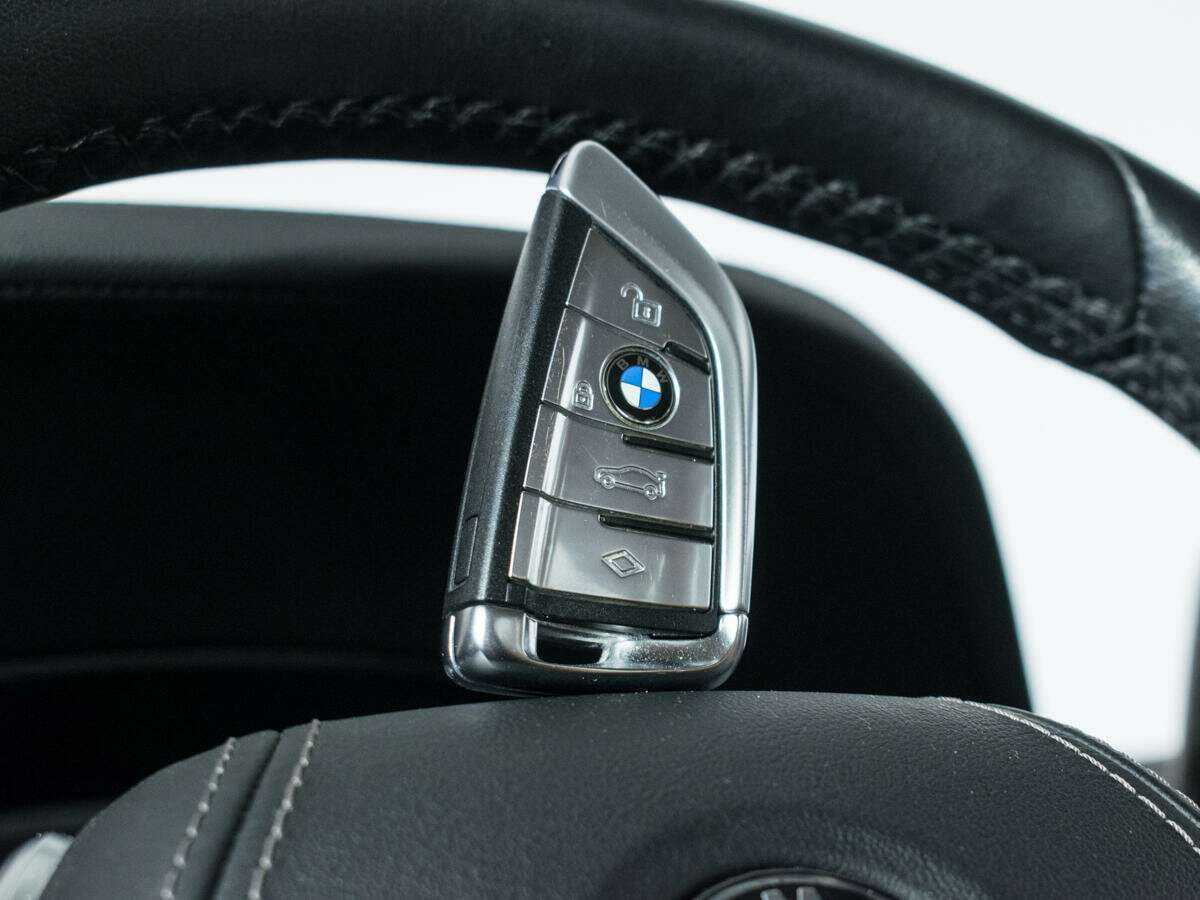 BMW 5 серии с пробегом — 2018 год. Фото: #18