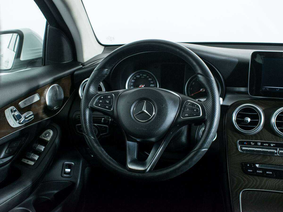 Mercedes-Benz GLC Coupe с пробегом — 2017 год. Фото: #11