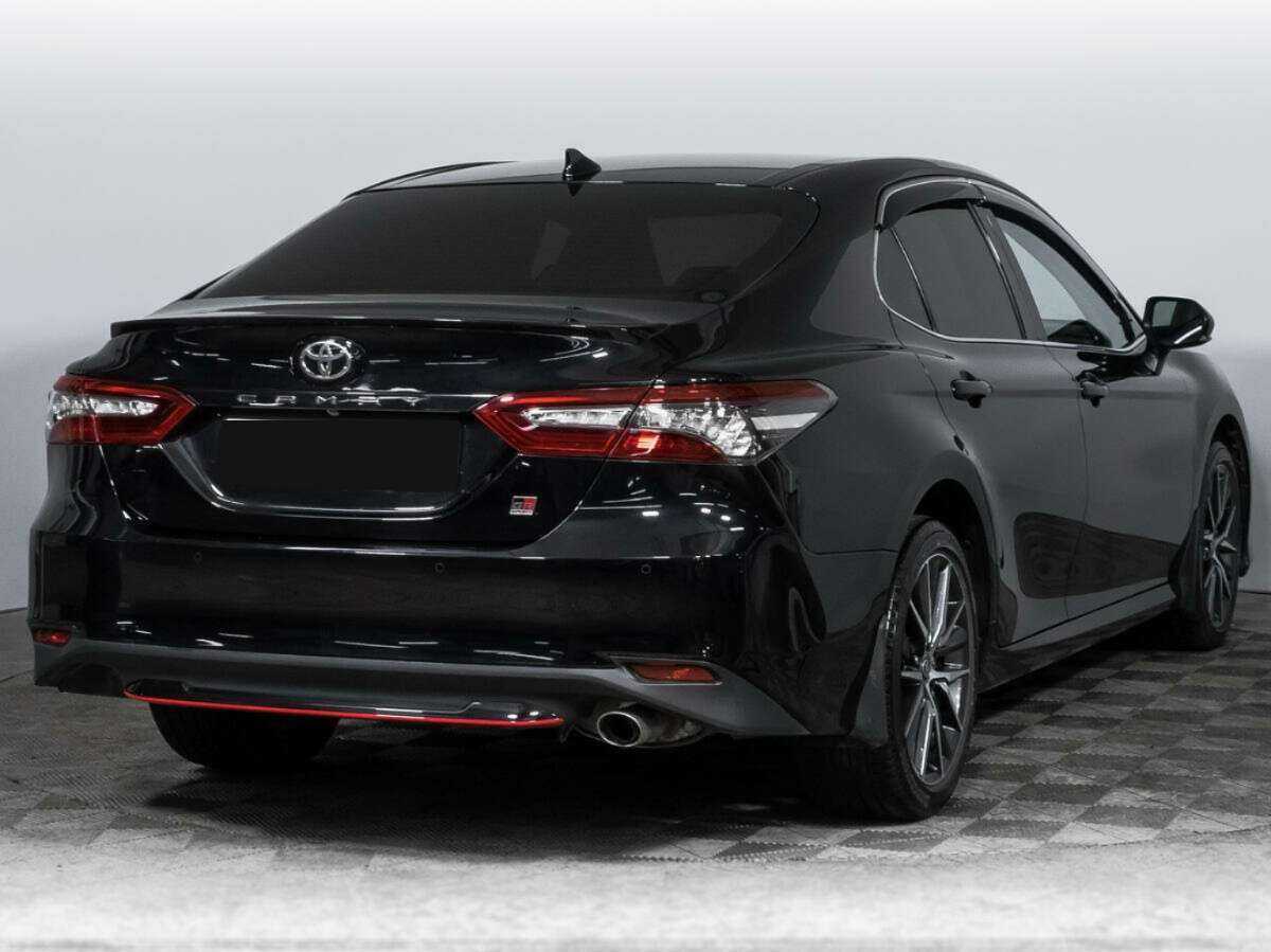 Toyota Camry с пробегом — 2022 год. Фото: #4