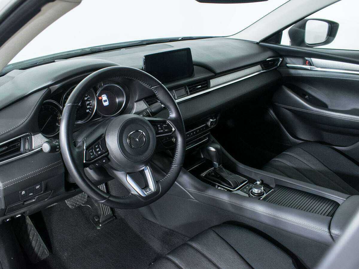 Mazda 6 с пробегом — 2022 год. Фото: #12