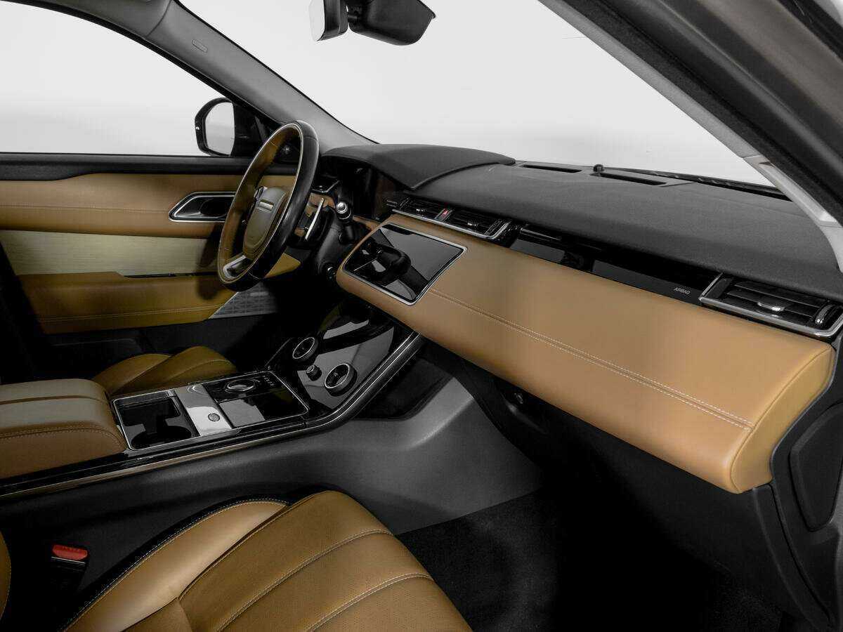 Land Rover Range Rover Velar с пробегом — 2017 год. Фото: #8