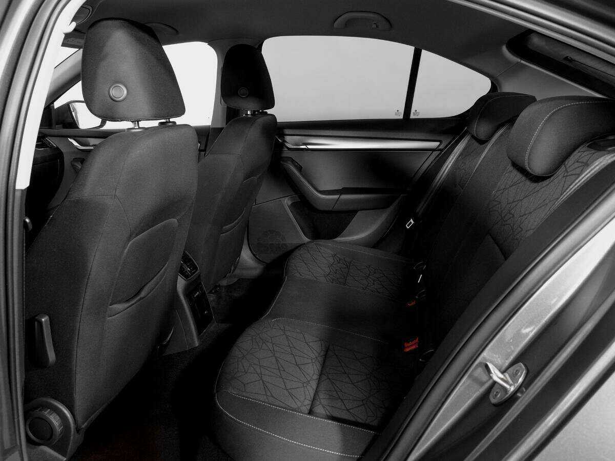 Skoda Octavia с пробегом — 2018 год. Фото: #9