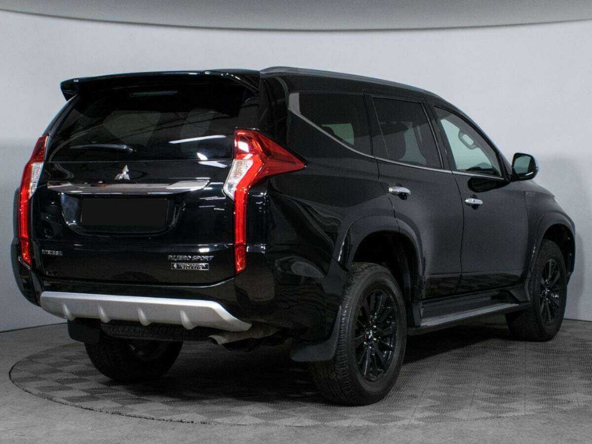 Mitsubishi Pajero Sport с пробегом — 2019 год. Фото: #4