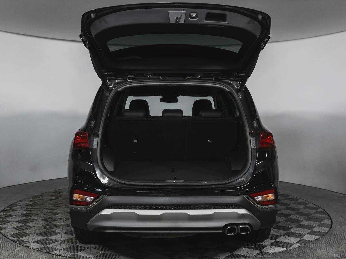 Hyundai Santa Fe с пробегом — 2019 год. Фото: #15