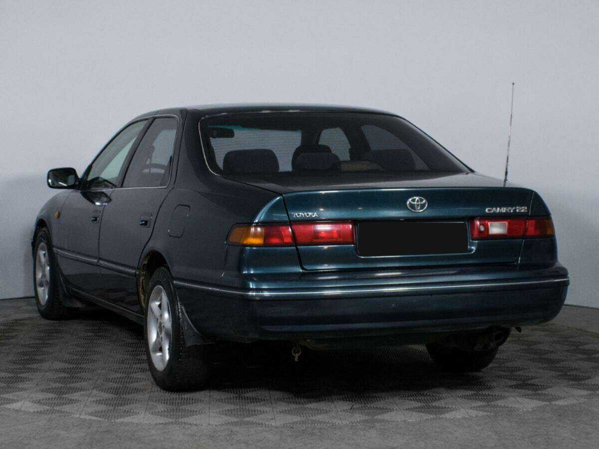 Toyota Camry с пробегом — 1998 год. Фото: #5