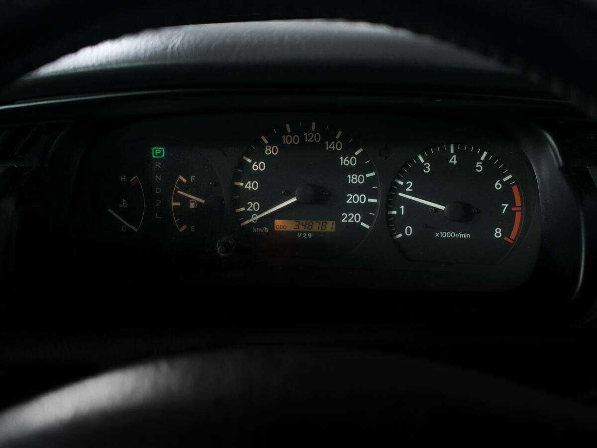 Toyota Camry с пробегом — 1998 год. Фото: #8