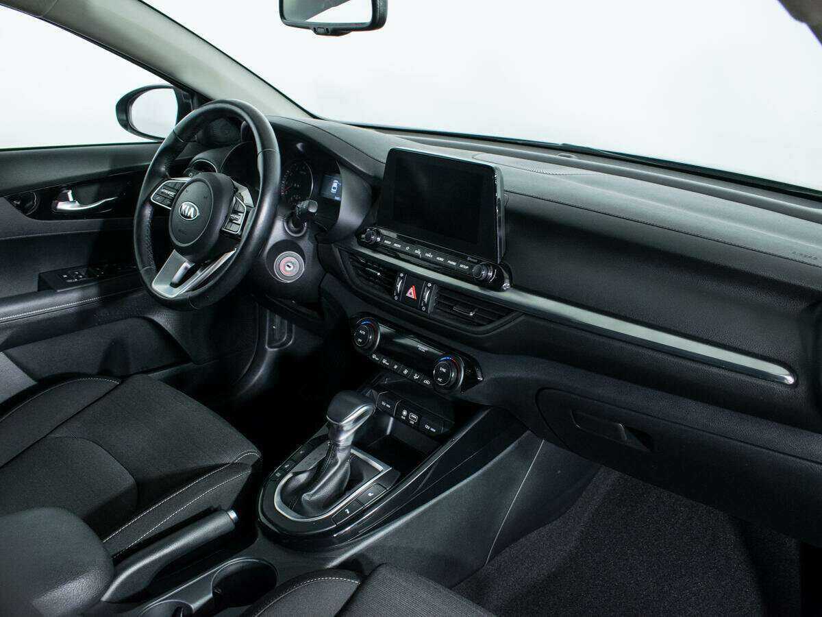Kia Cerato с пробегом — 2019 год. Фото: #6