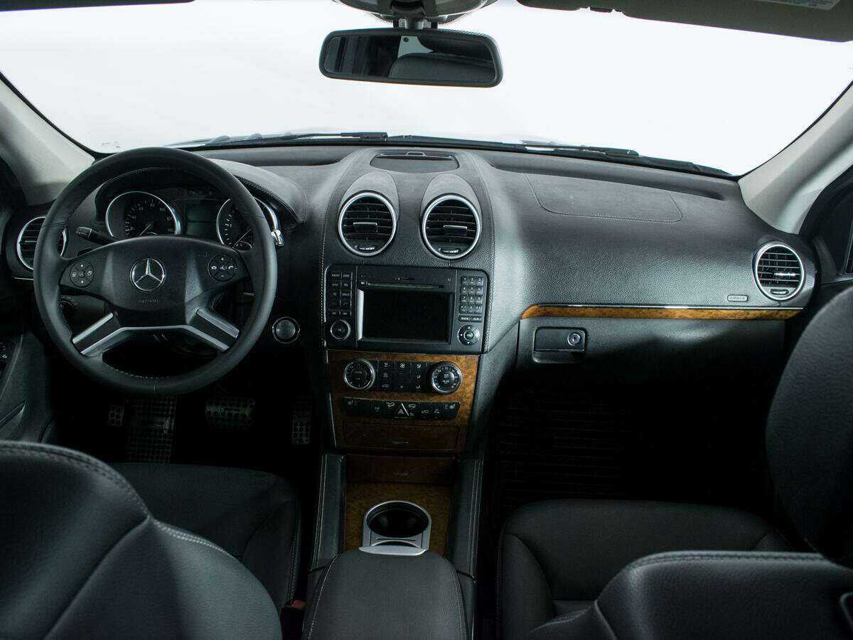 Mercedes-Benz GL-Класс с пробегом — 2009 год. Фото: #9