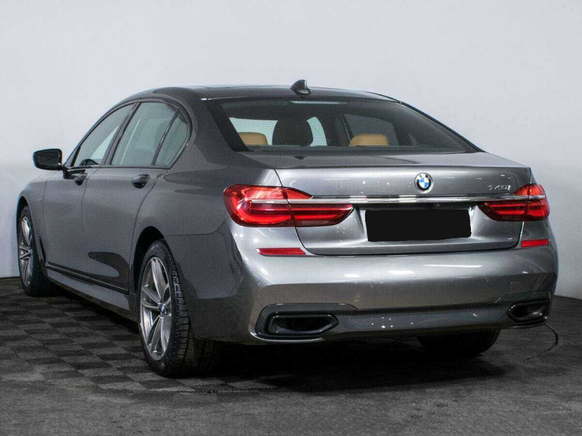 BMW 7 серии с пробегом — 2018 год. Фото: #6