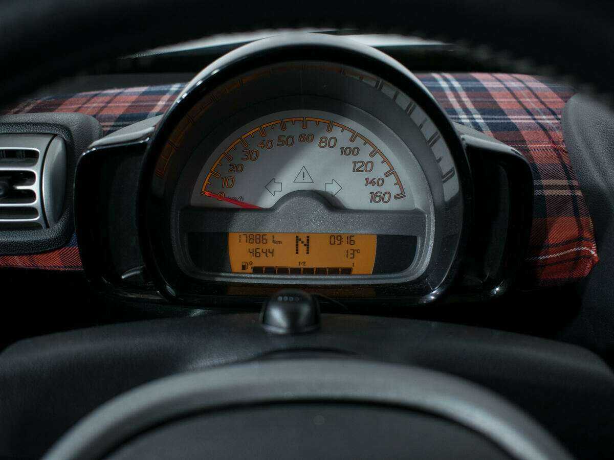 Smart Fortwo с пробегом — 2009 год. Фото: #10