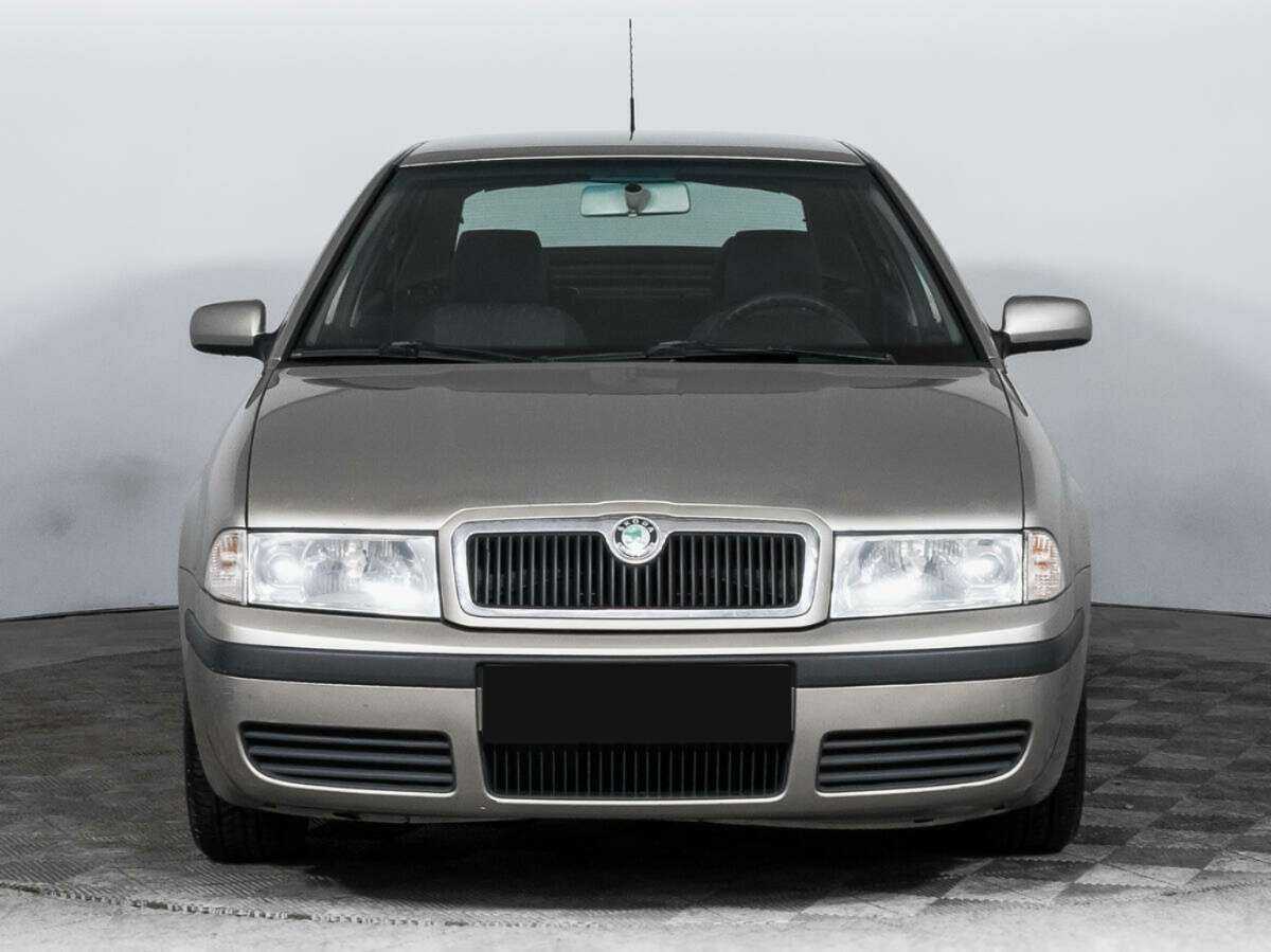 Skoda Octavia с пробегом — 2006 год. Фото: #1