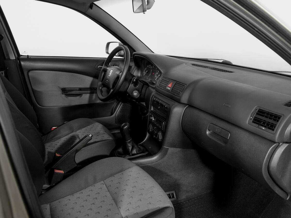 Skoda Octavia с пробегом — 2006 год. Фото: #8