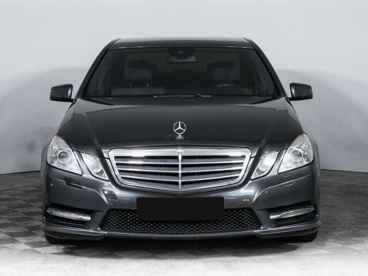 Mercedes-Benz E-Класс с пробегом — 2012 год. Фото: #1