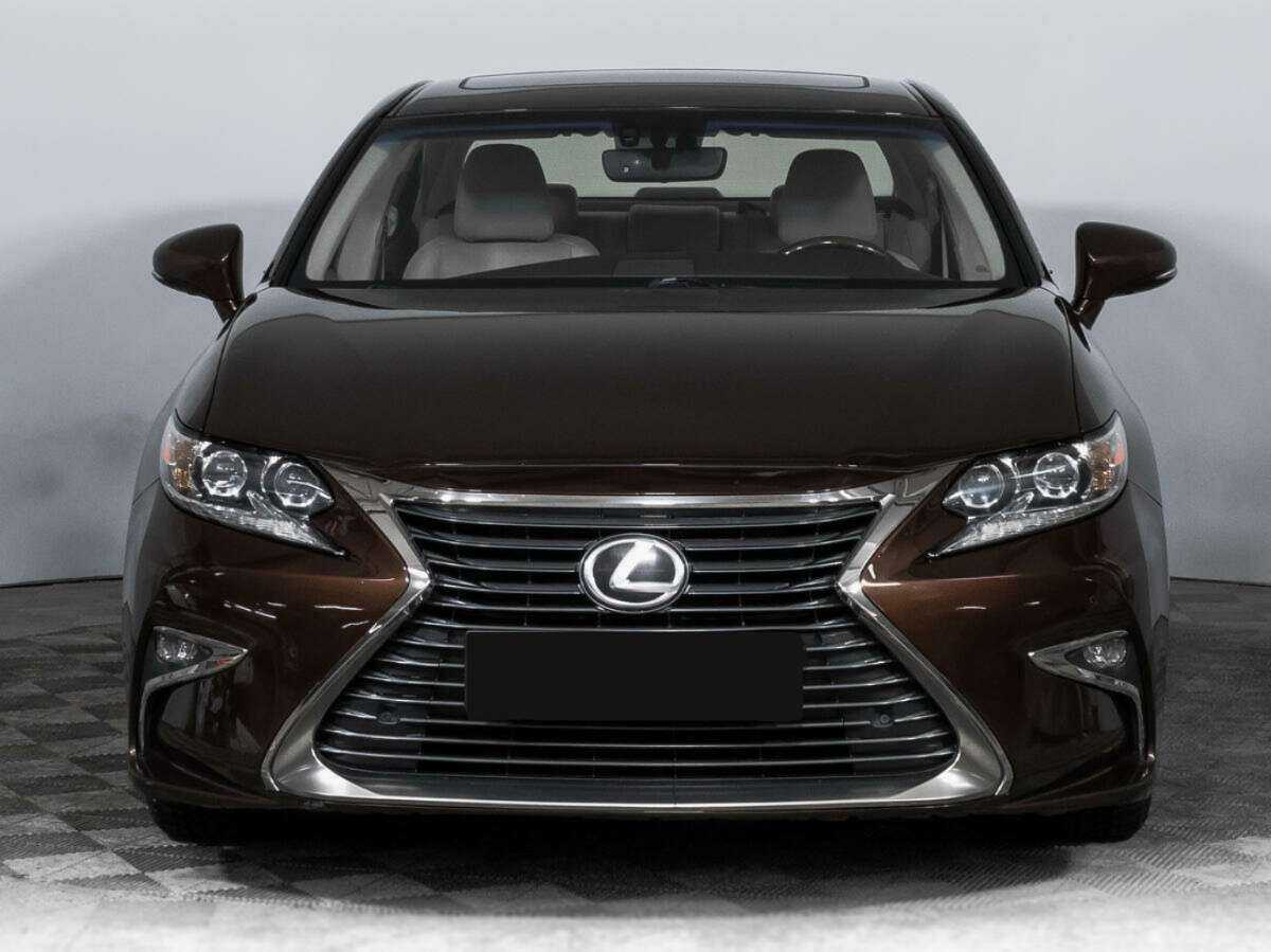 Lexus ES с пробегом — 2015 год. Фото: #1
