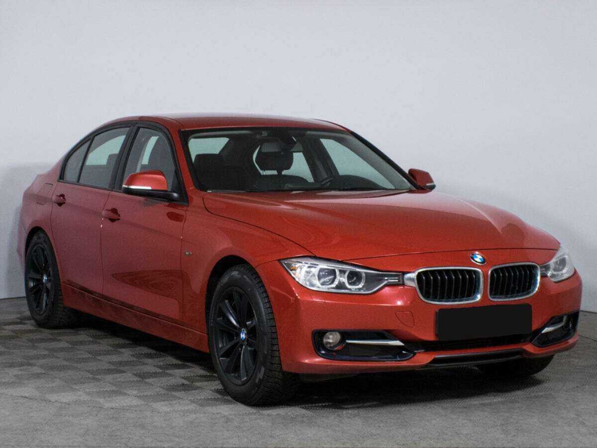 BMW 3 серии с пробегом — 2012 год. Фото: #2