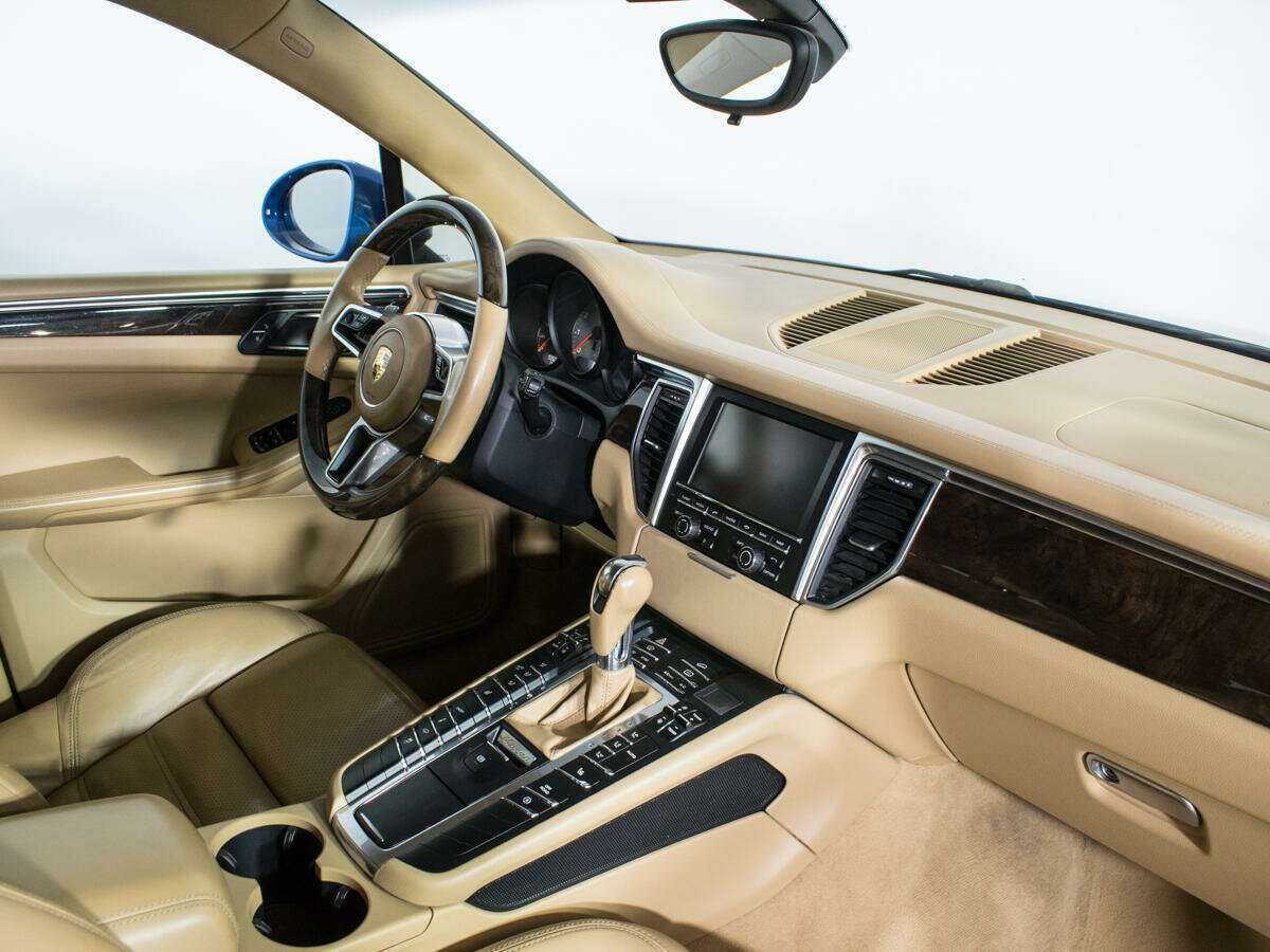 Porsche Macan с пробегом — 2015 год. Фото: #8