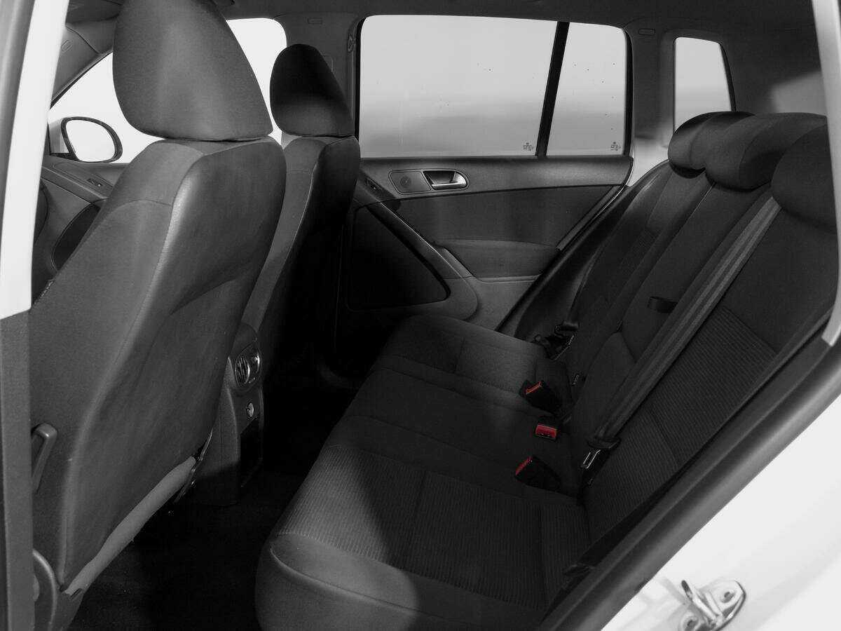 Volkswagen Tiguan с пробегом — 2012 год. Фото: #9