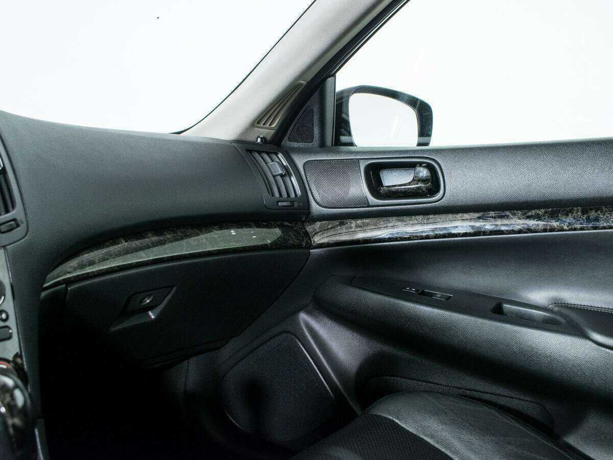 Infiniti G с пробегом — 2013 год. Фото: #14