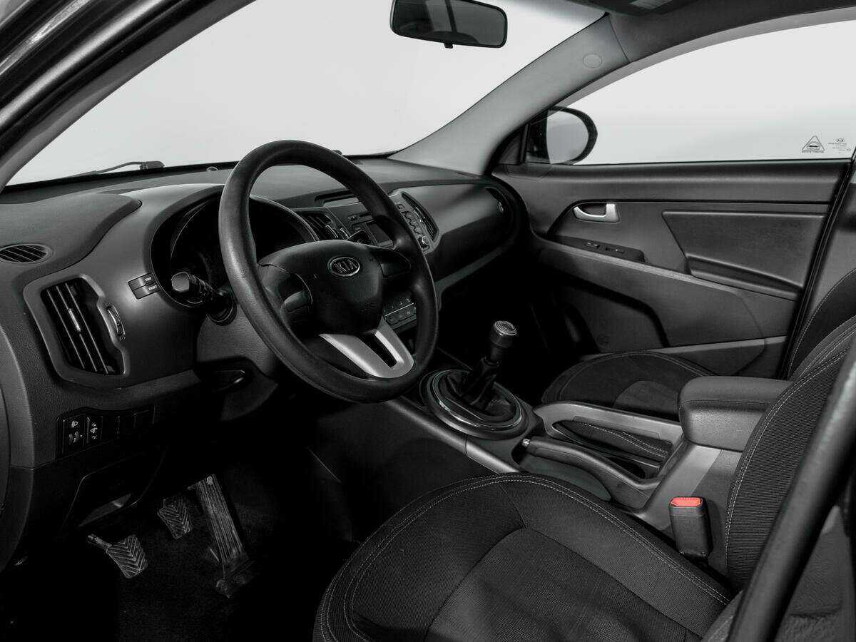 Kia Sportage с пробегом — 2010 год. Фото: #14