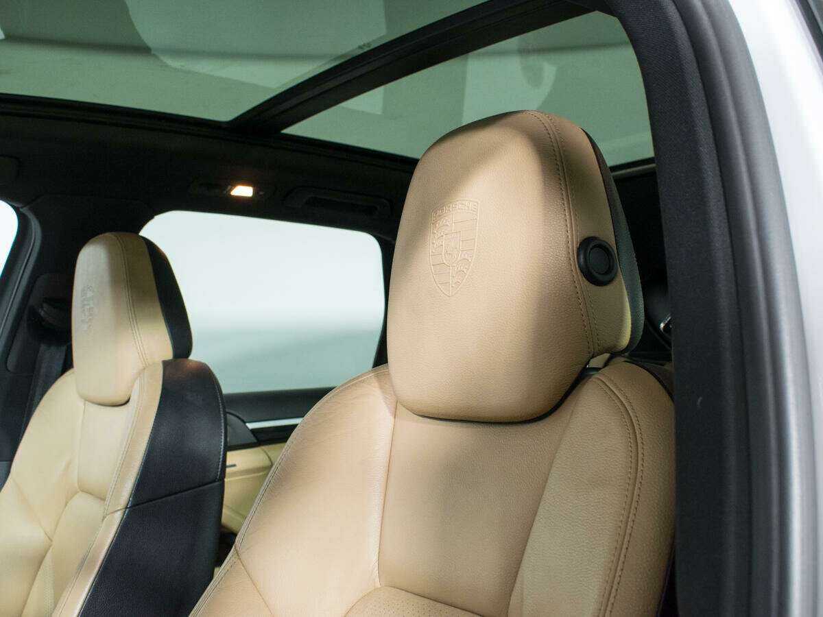 Porsche Cayenne с пробегом — 2014 год. Фото: #14