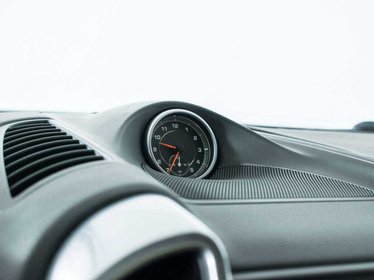 Porsche Cayenne с пробегом — 2014 год. Фото: #16