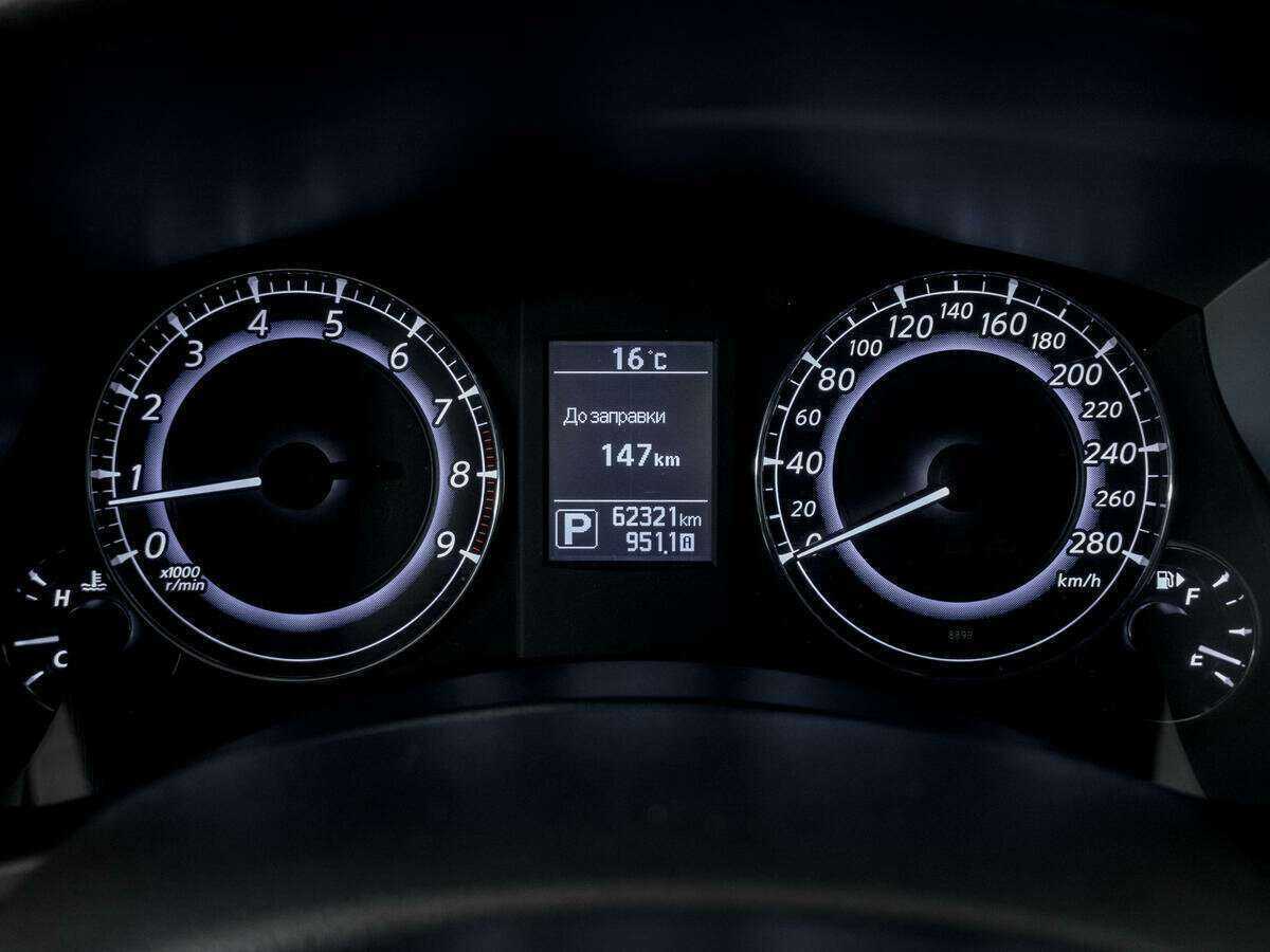 Infiniti QX50 с пробегом — 2014 год. Фото: #10