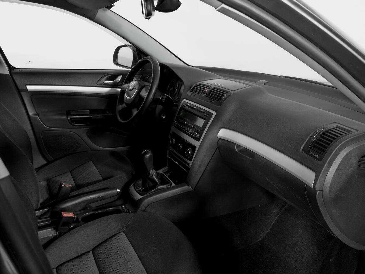Skoda Octavia с пробегом — 2009 год. Фото: #8