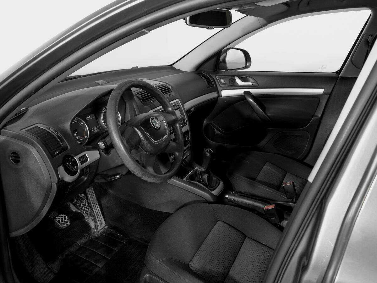 Skoda Octavia с пробегом — 2009 год. Фото: #14