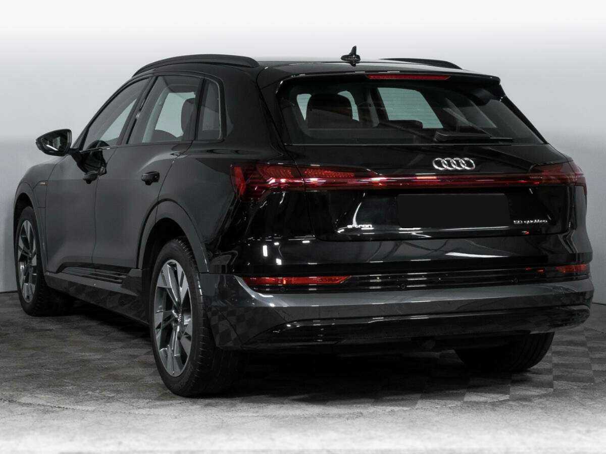 Audi e-tron с пробегом — 2020 год. Фото: #6