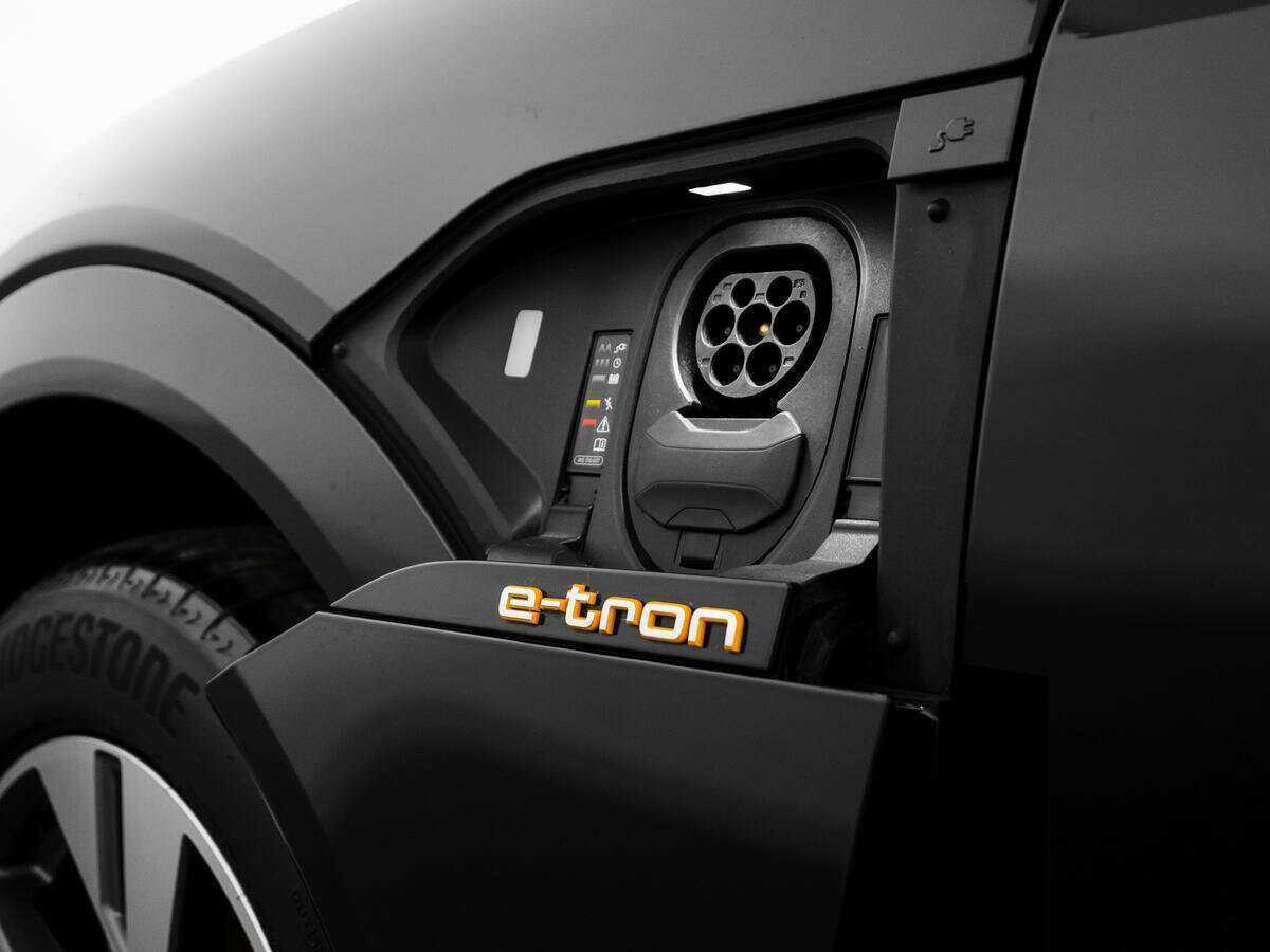 Audi e-tron с пробегом — 2020 год. Фото: #17