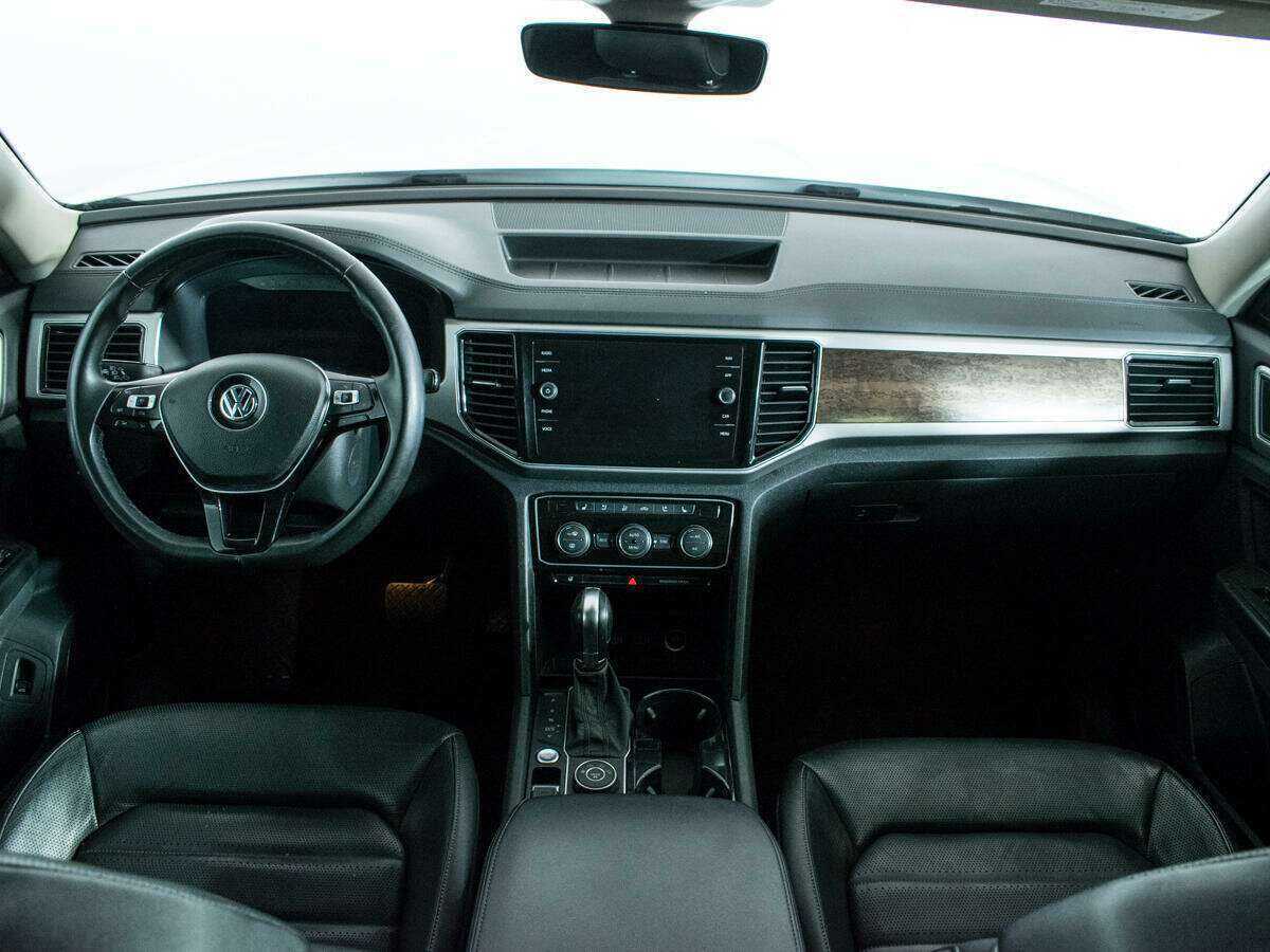 Volkswagen Teramont с пробегом — 2018 год. Фото: #10