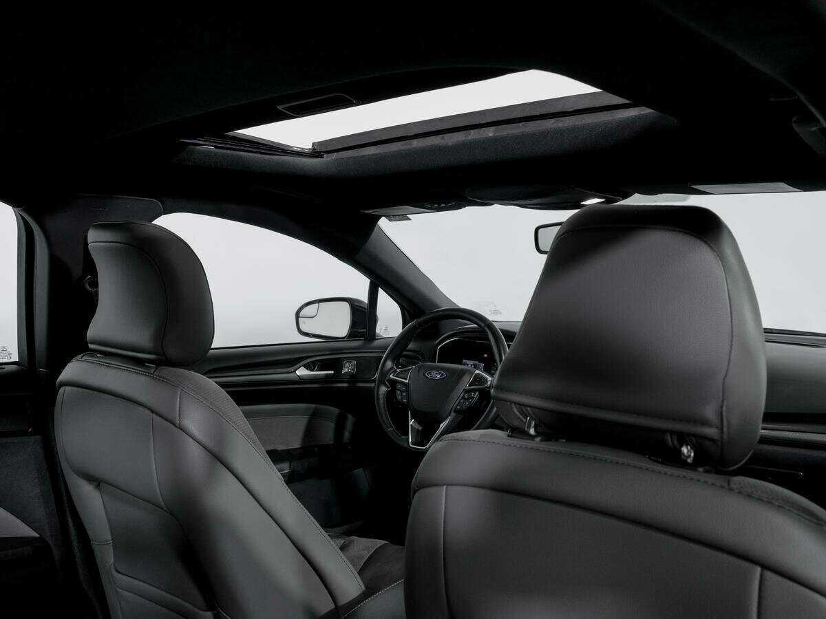 Ford Fusion (North America) с пробегом — 2017 год. Фото: #16