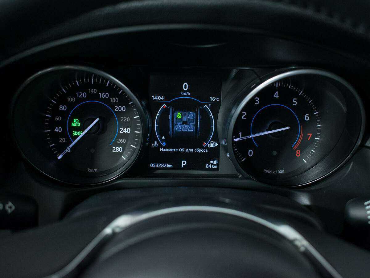 Jaguar XF с пробегом — 2016 год. Фото: #10