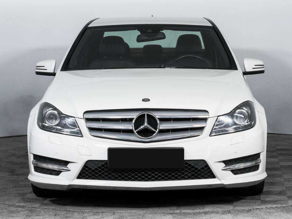 Mercedes-Benz C-Класс с пробегом — 2011 год. Фото: #1